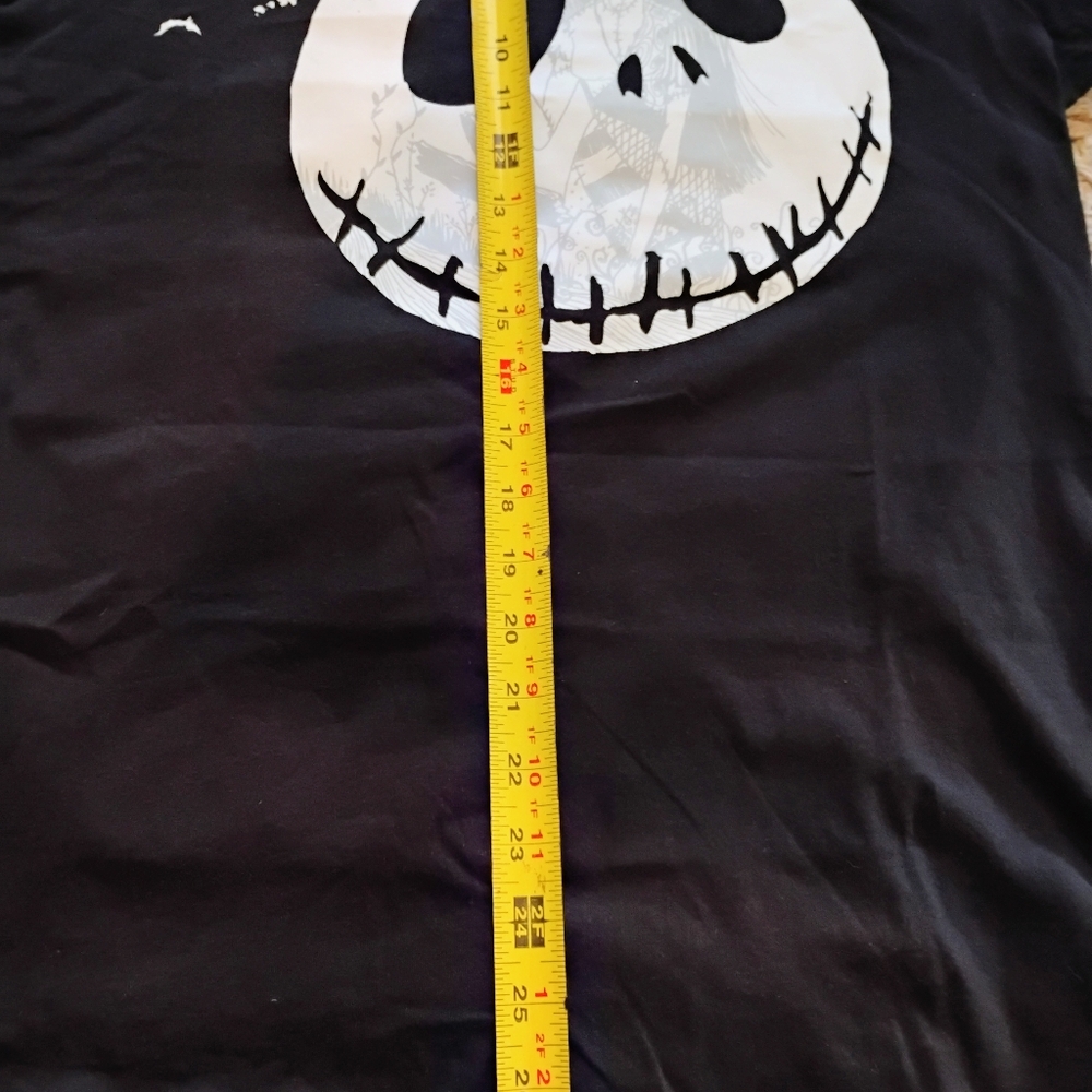 Old Navy  Jack Skellington Nightmare Before Christmas Disney Black T-shirt - Picture 6 of 7